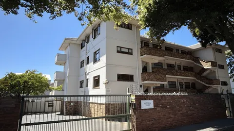 Tenanted Sectional Title Residential Unit on Auction: Section 5 of Scheme No 271/1997, Astoria Court, 5 Astley Road, Mowbray